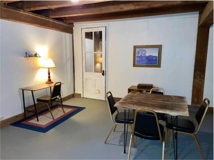 The Barn At Evermore: Riverfront Retreat W/Hot Tub Luray Buitenkant foto